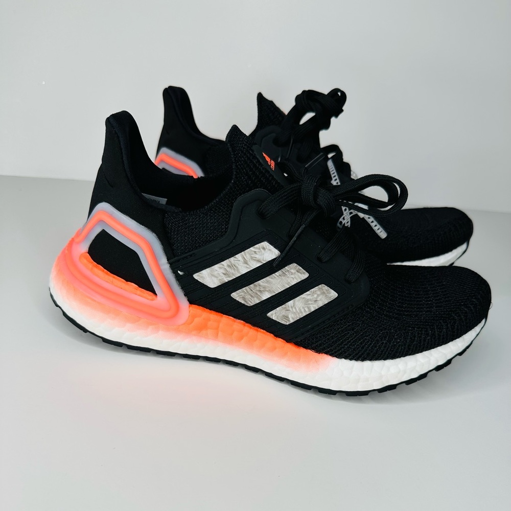 Adidas UltraBoost 20 Core Black Coral Running Shoes Mens Size 4 EG0756 New